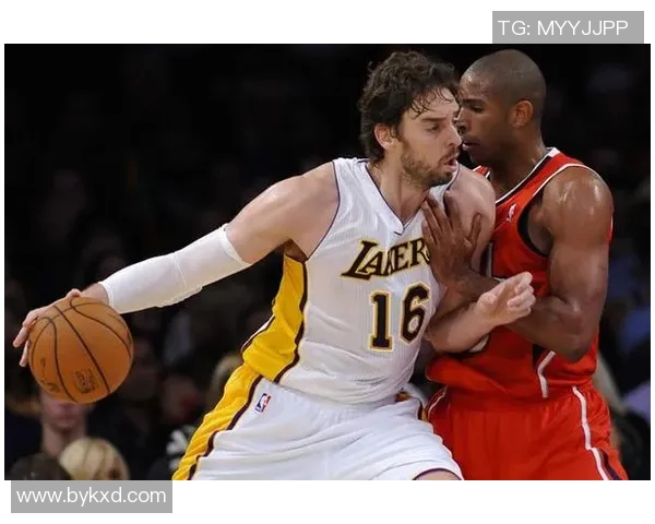 湖人队与魔术队在总决赛中的巅峰对决揭示篮球的魅力与激情