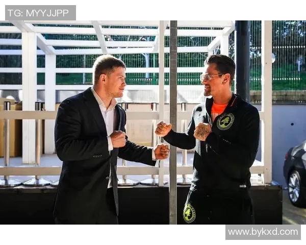 雅桑克莱与美丽死神的巅峰对决谁能笑到最后揭晓战斗背后的故事与传奇